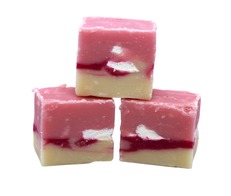 Bubbly Eton mess