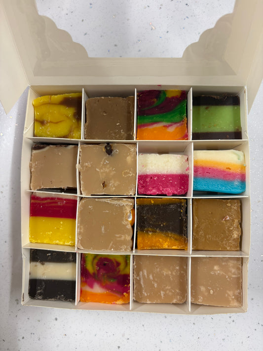 16 Piece Fudge Box
